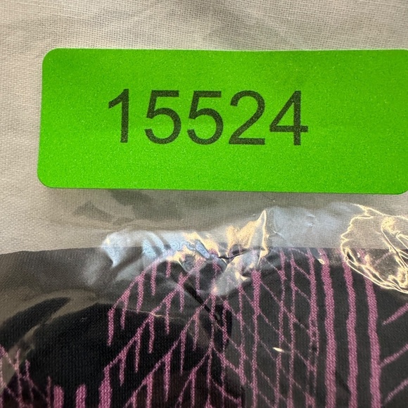 Banana Republic Factory Women's Sleeveless V-Neck Knot Blouse Multicolor Small - Picture 10 of 10